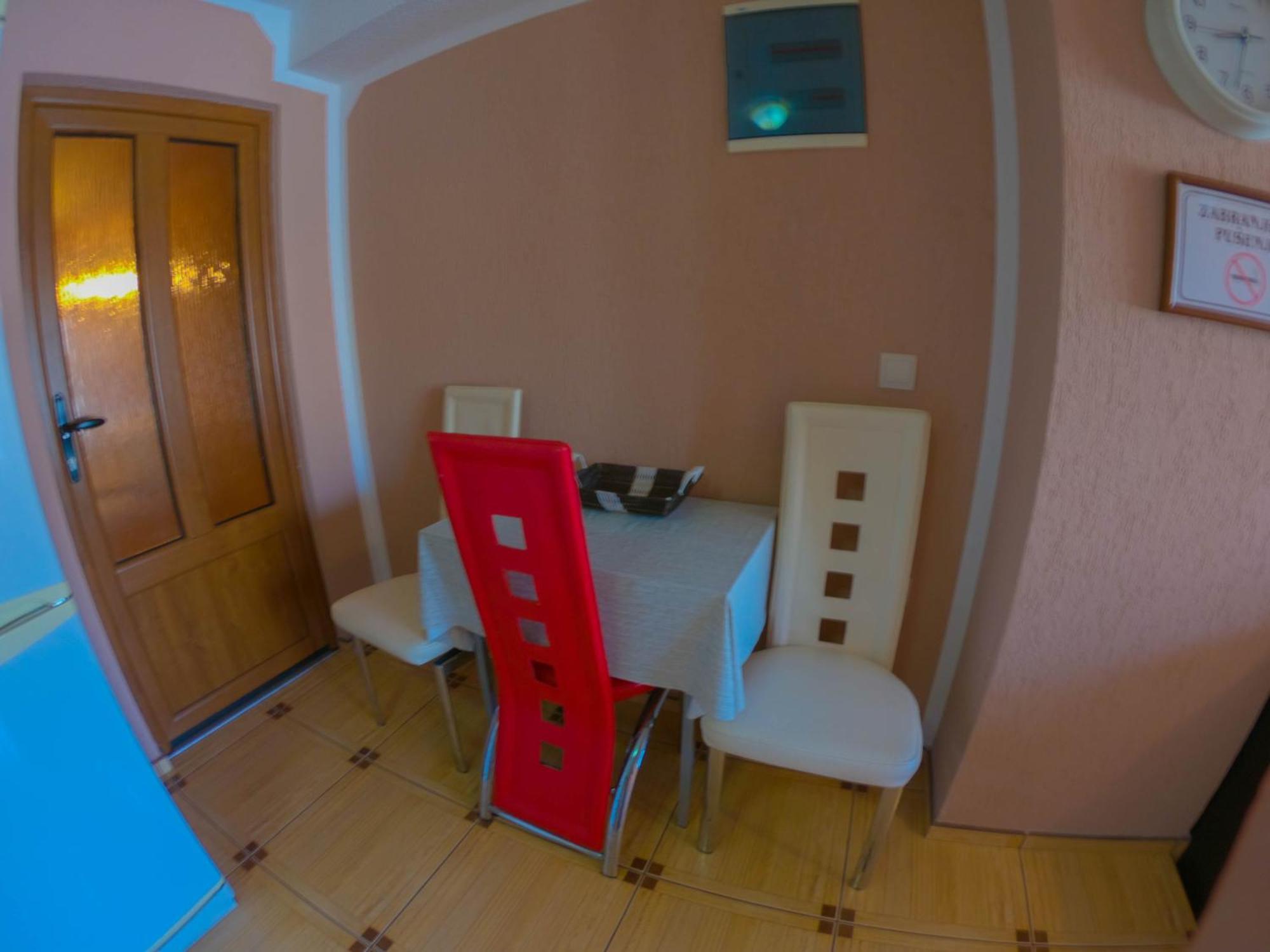 Porto Del Sole Apartments Tivat Exterior foto