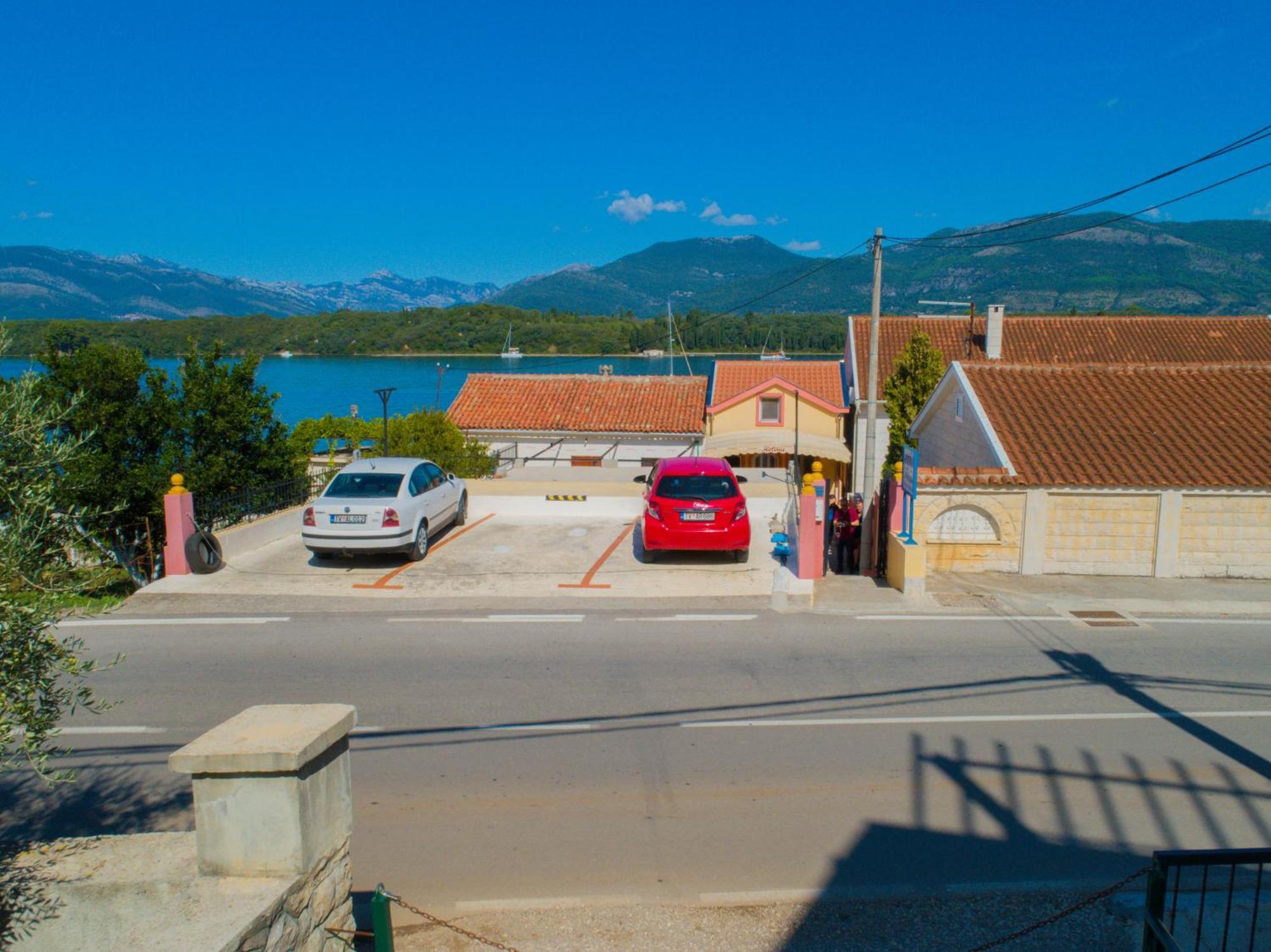 Porto Del Sole Apartments Tivat Exterior foto