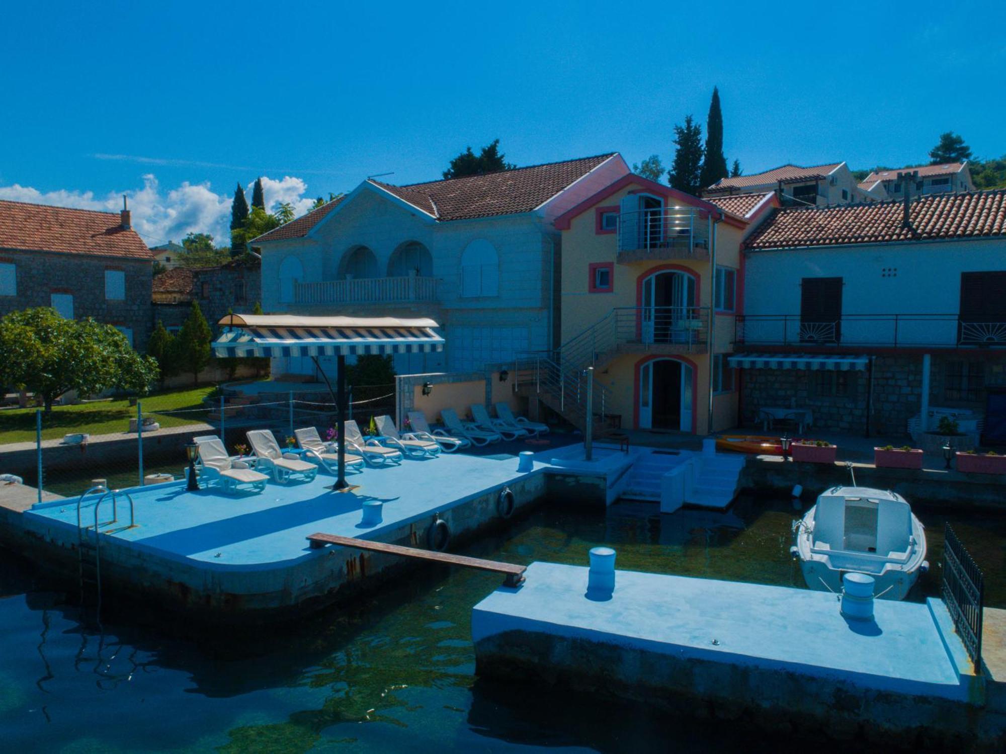 Porto Del Sole Apartments Tivat Exterior foto