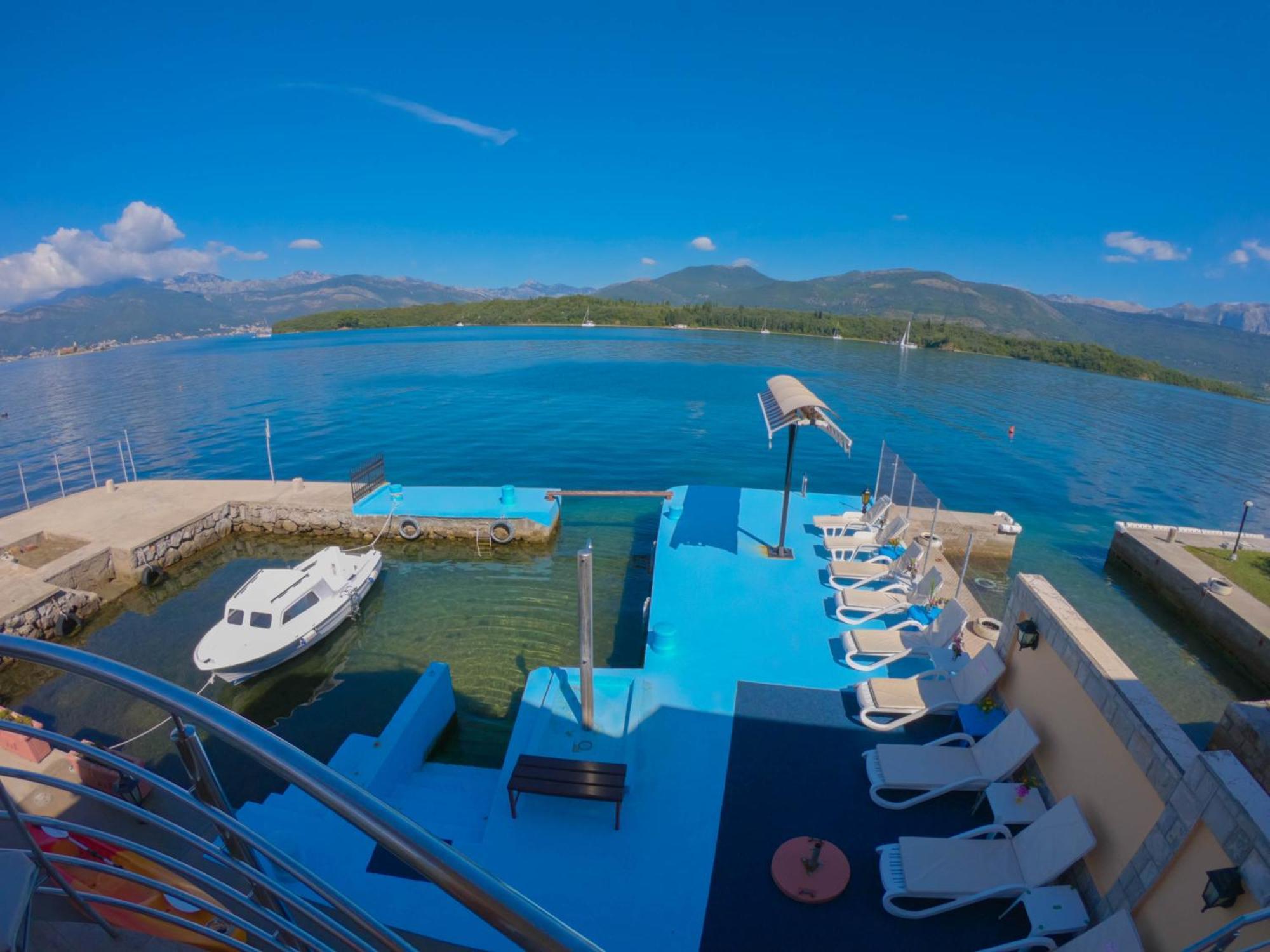 Porto Del Sole Apartments Tivat Exterior foto